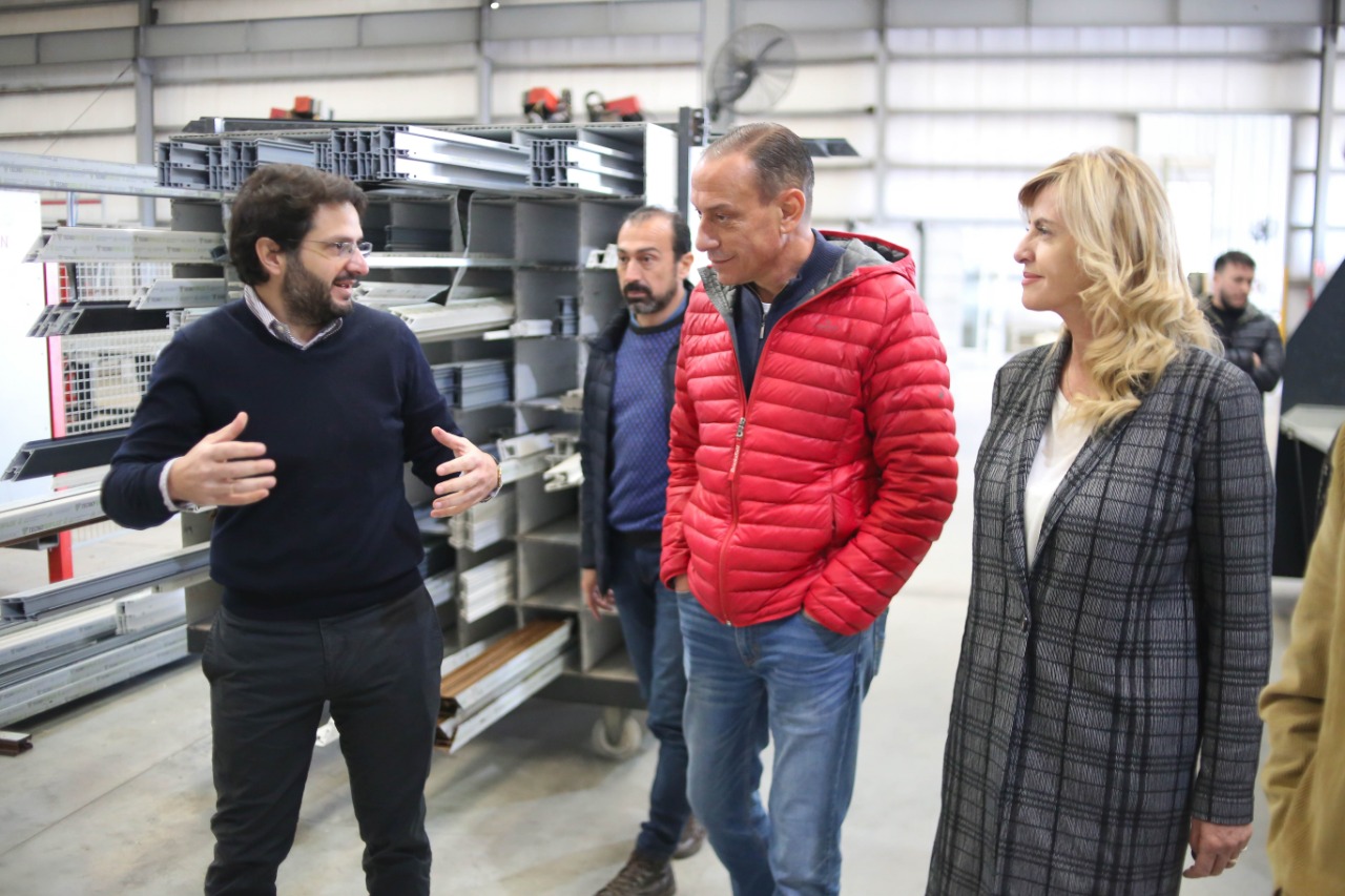 4aa371c0 7bec 4cde 938d 797e0405e21f