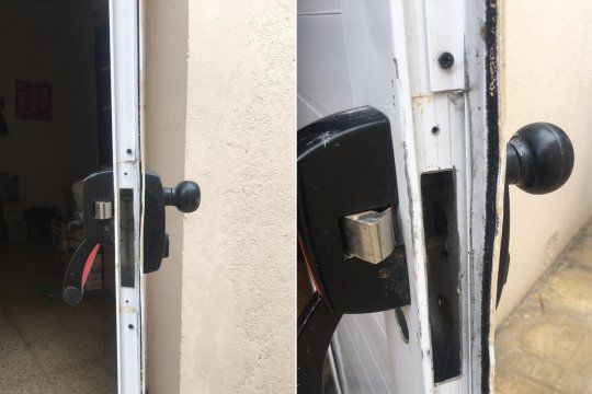 asi quedo la puerta del vacunatorio san miguel del monte