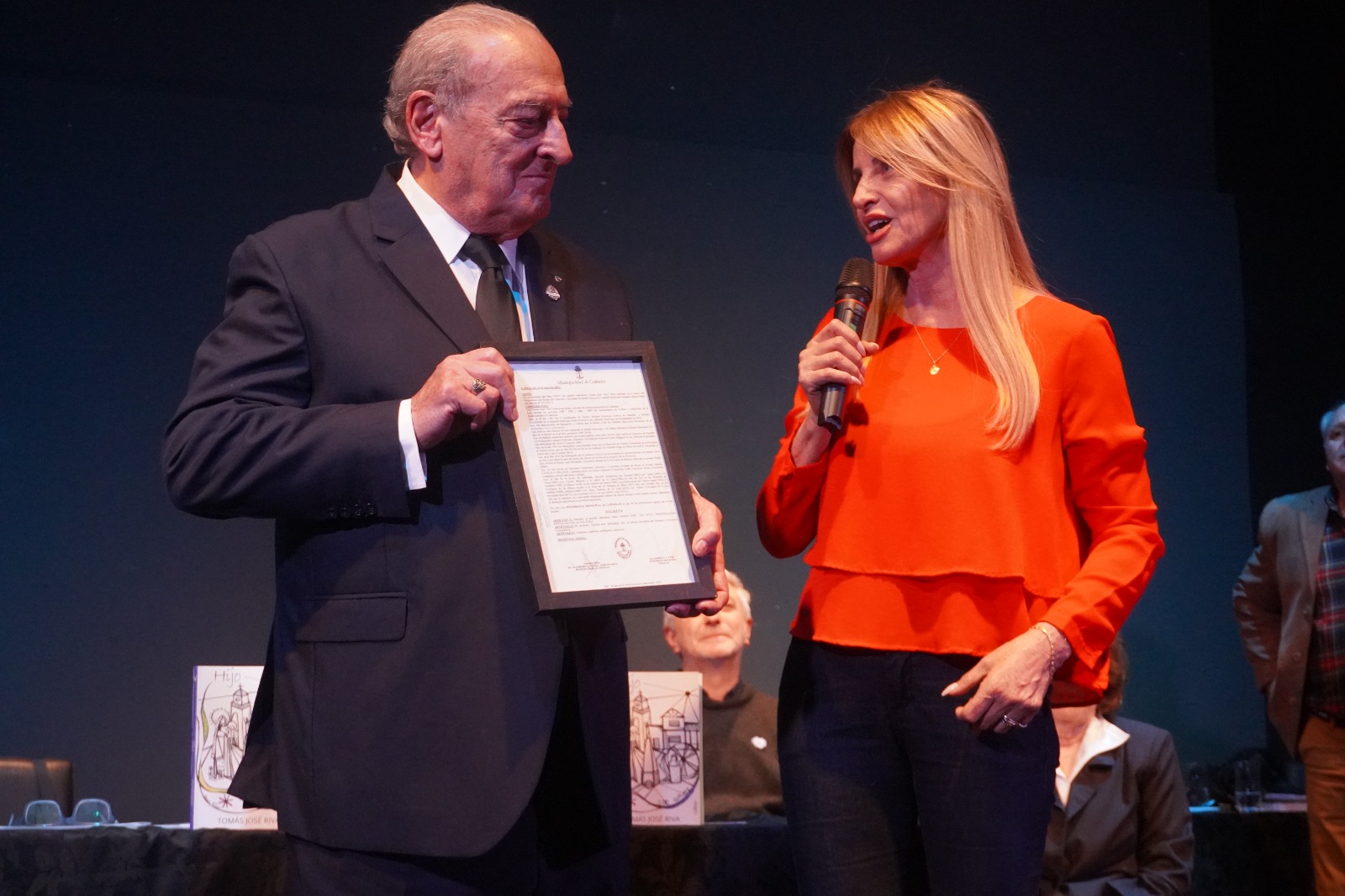 b7ac8fae 065b 43e5 929a 40c188dab6ad