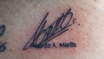 ce204fb0 b96f 4879 86c4 78e061a5783b