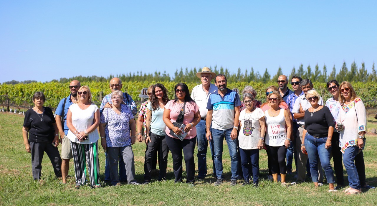 thumbnail Uribe 15 2 6