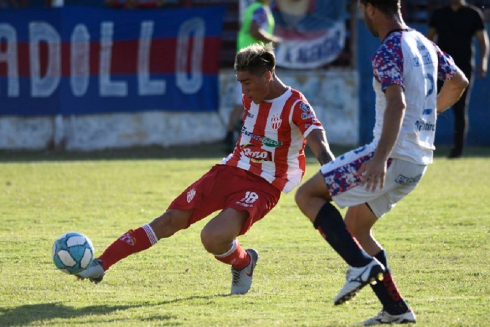 El rojo se consagr&oacute; en Rosario.