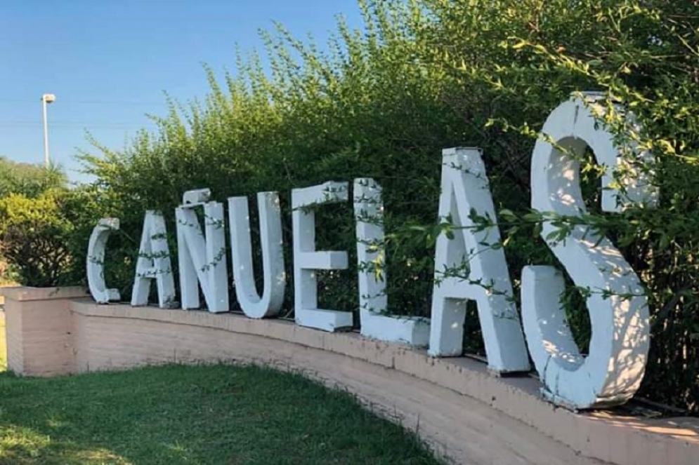 Aniversario de Ca&ntilde;uelas: Reflexiones tras el acto oficial