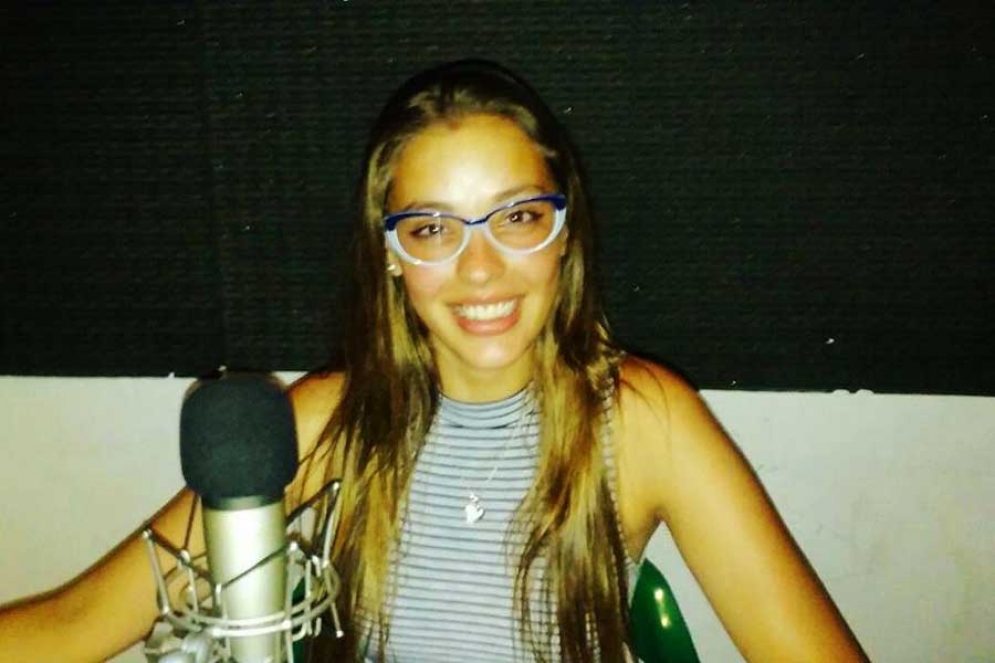 Ins&oacute;lito: asaltaron a una periodista en "vivo"