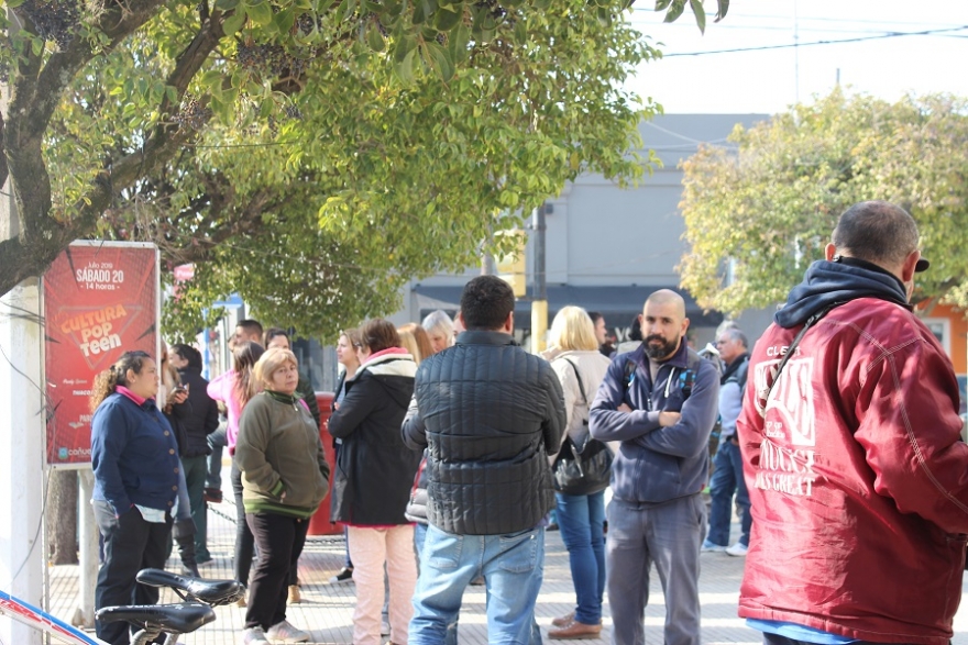 Tensa Asamblea de los municipales