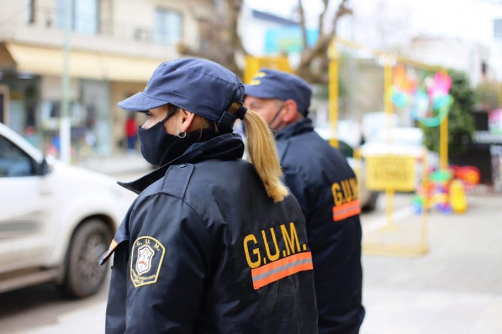 Estar&aacute;n situados en puntos estrat&eacute;gicos para reforzar la seguridad en lugares de mayor circulaci&oacute;n de p&uacute;blico.