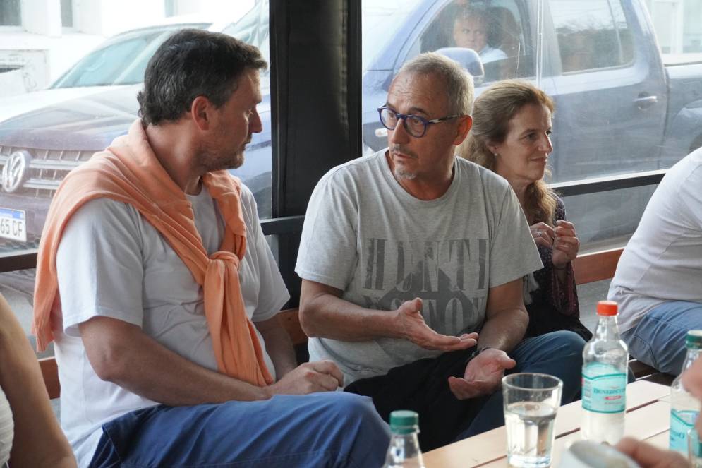 Mac Goey (izq.) es la cara del "larretismo" en Ca&ntilde;uelas.