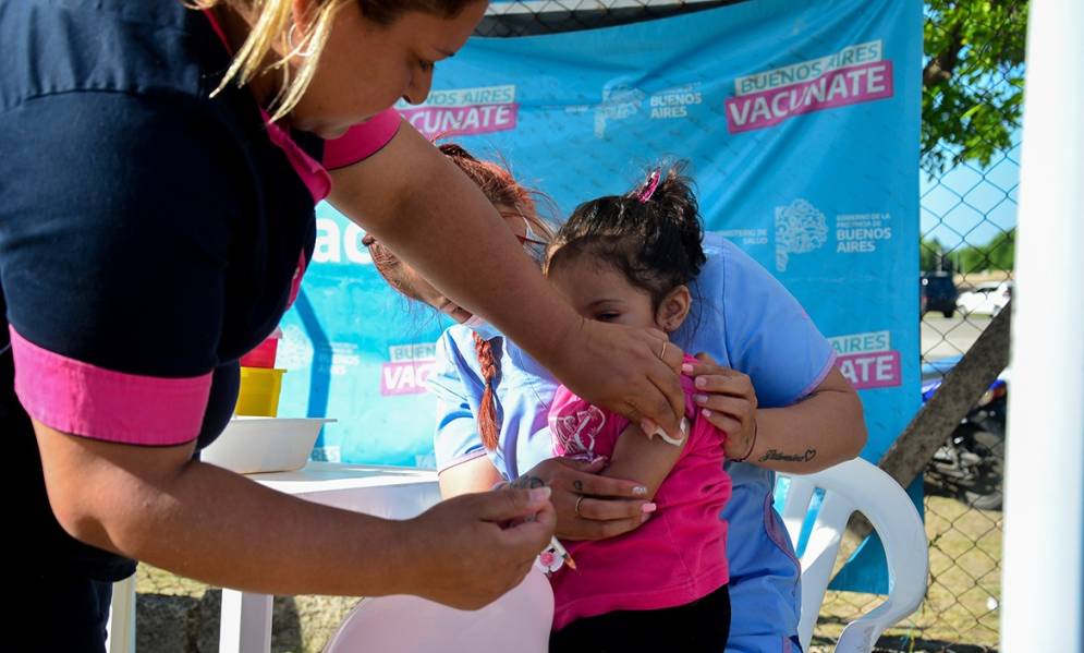 Se aplica en los ocho vacunatorios de Ca&ntilde;uelas.