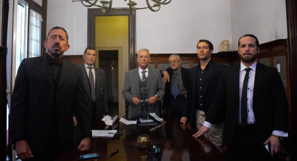 Aborda las idas y vueltas de la pol&iacute;tica del conurbano.