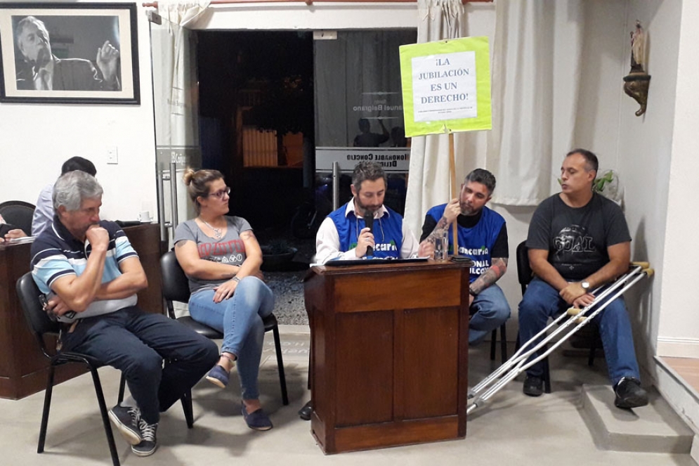 Los trabajadores del BaPro durante su exposici&oacute;n en la banca abierta