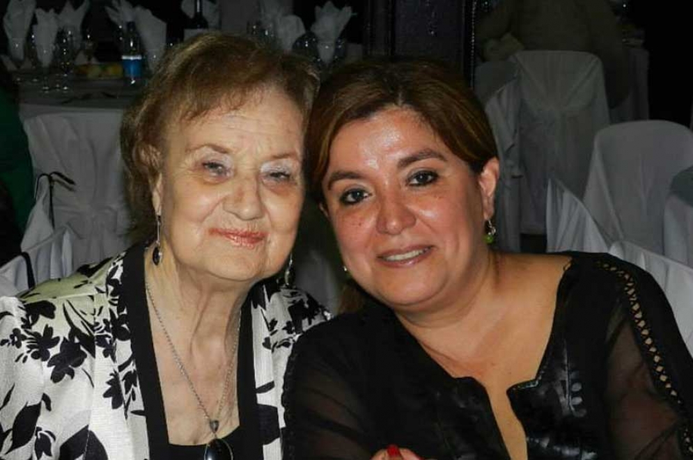 Mirta Pagnone, juntoa Sandra Cardozo, Jefa Distrital de Inspecciones. 