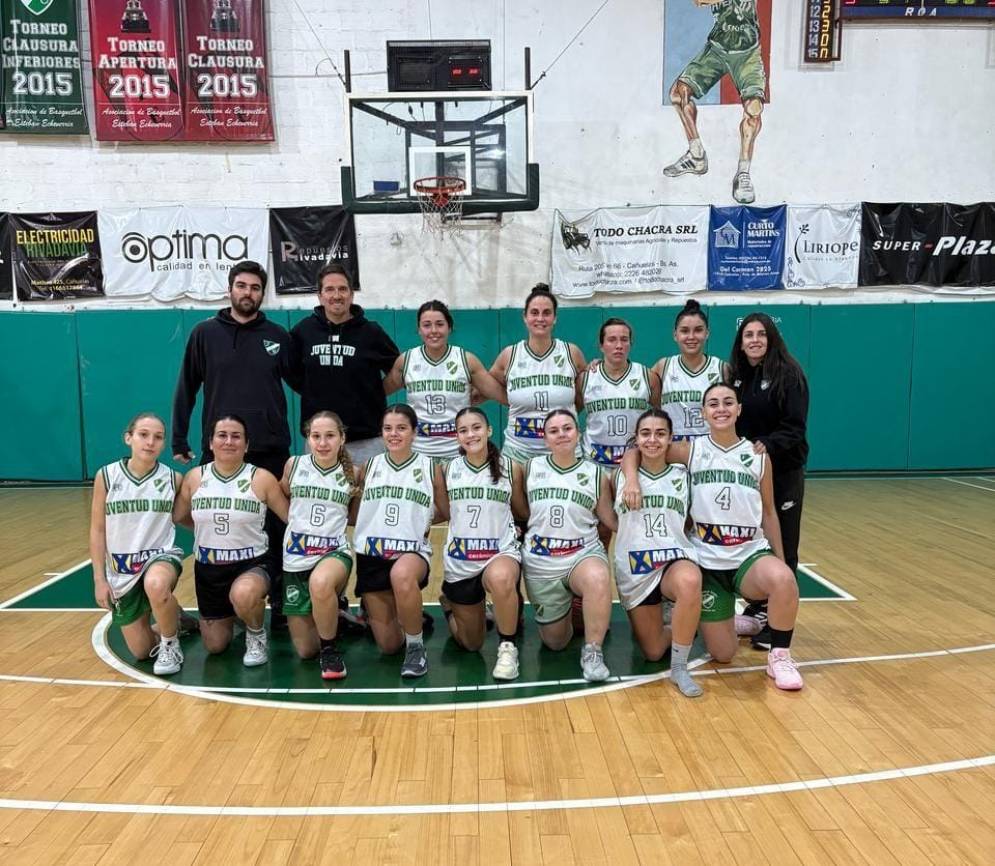 La Primera, en el pre partido (FOTO: @juventud.unida).