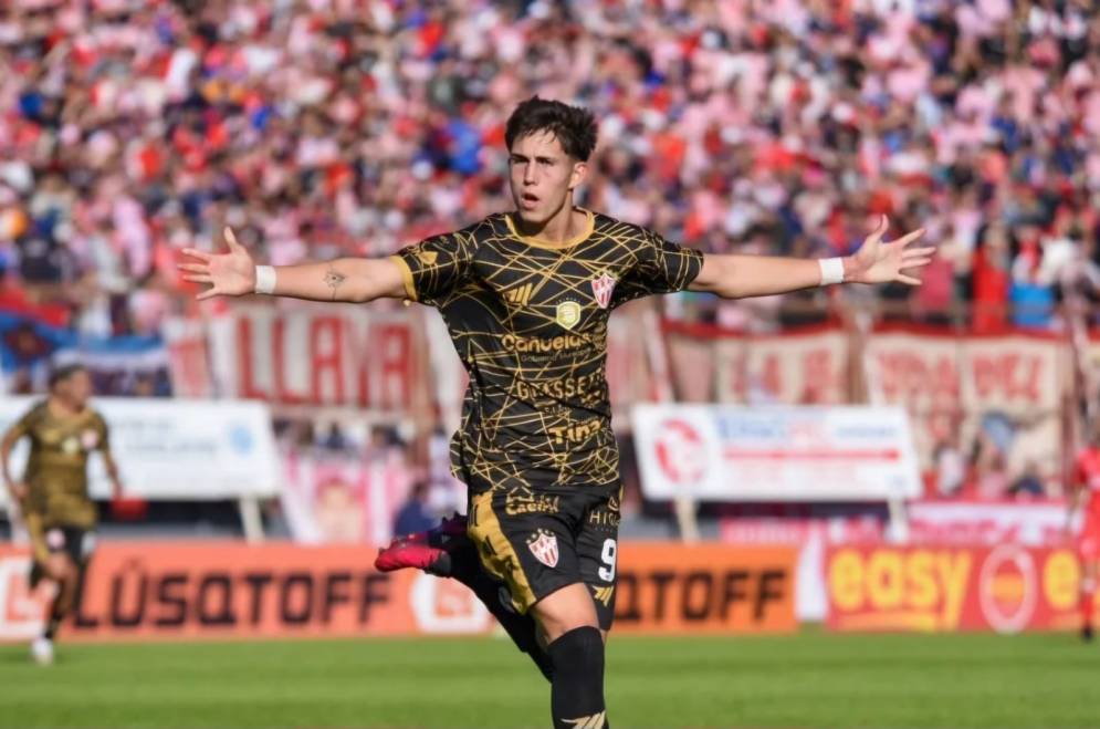 Hirigoyen gritando su golazo ante Los Andes, en el Gallard&oacute;n. 