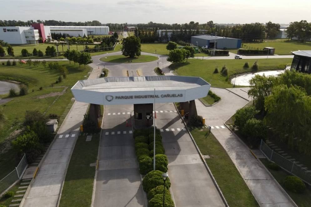 Parque Industrial de Ca&ntilde;uelas.