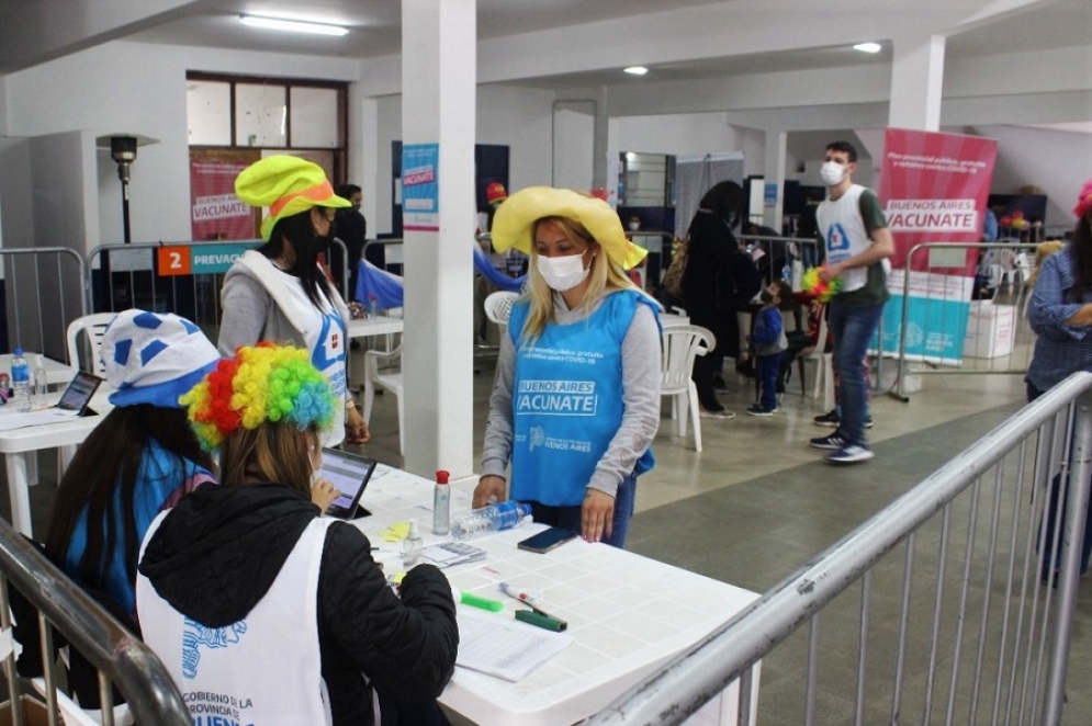 Personal del vacunatorio San Mart&iacute;n.