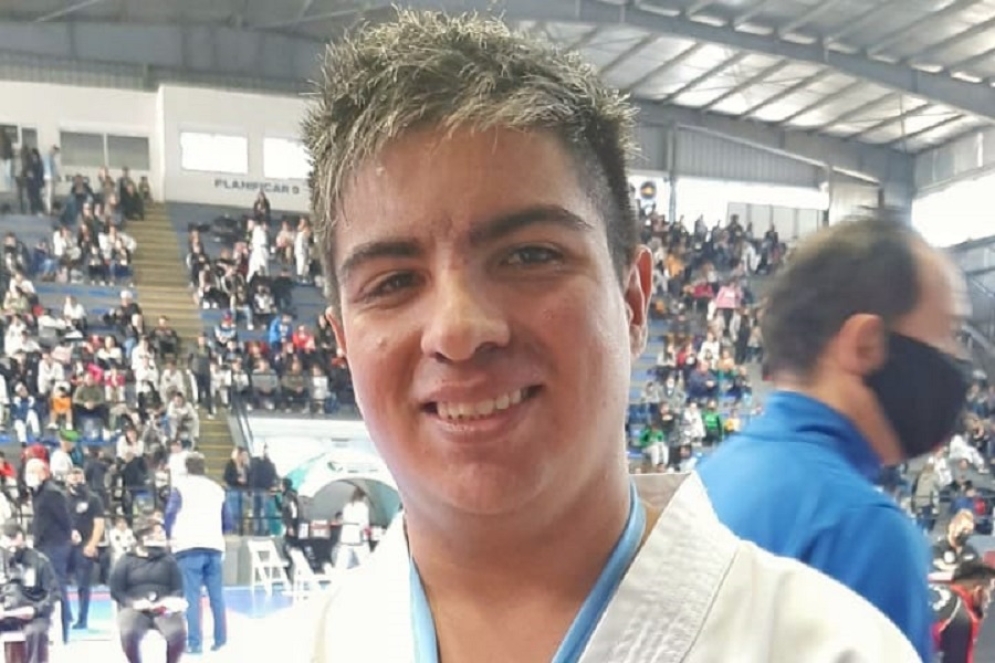 Dar&iacute;o R&iacute;os busca representar a Ca&ntilde;uelas en el mundial de taekwondo en Paises Bajos. 