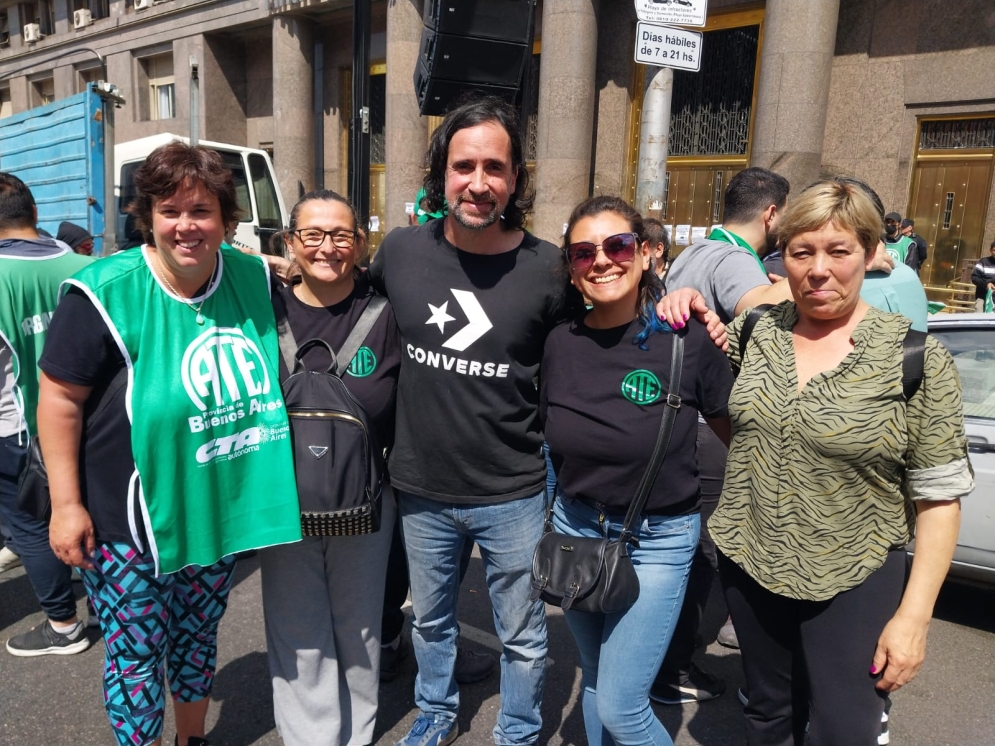 Representantes del Ejecutivo y de la Asociasi&oacute;n de Trabajadores del Estado se ver&aacute;n las caras en el sal&oacute;n de reuniones de la casa de gobierno.