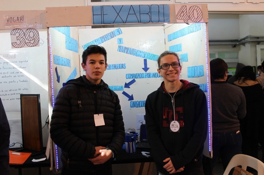 La escuela media N&deg;2 fue sede de la Feria de Ciencias