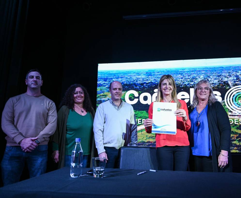 El acto fue en un sal&oacute;n de eventos de calle Brandsen.
