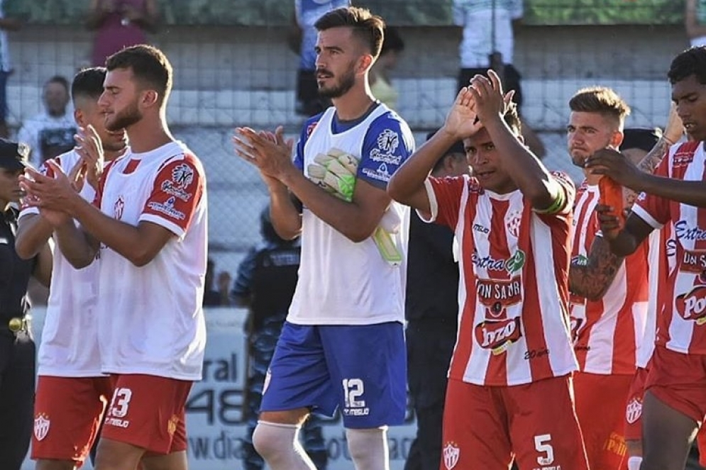 El plantel tras la derrota. Foto: Prensa CFC. 