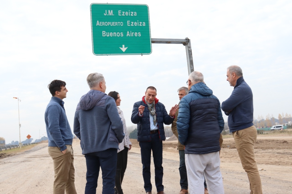 "Implican, en su conjunto, una inversi&oacute;n de 8.500 millones de pesos", resalt&oacute; el funcionario nacional.