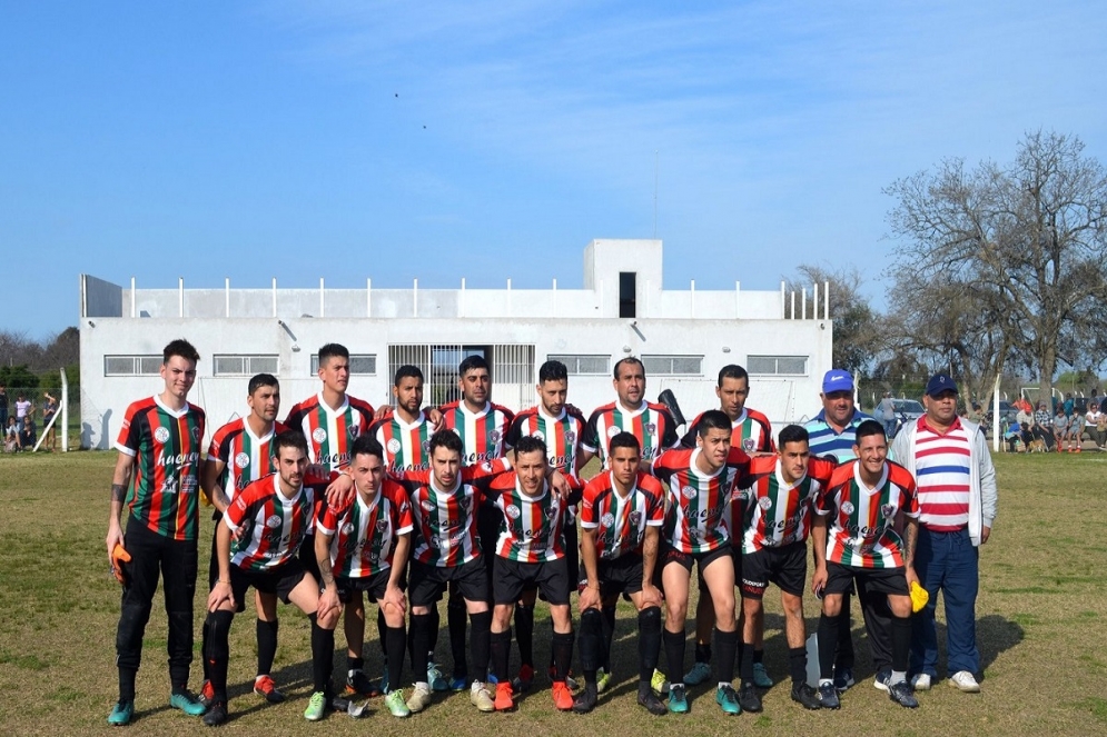 Mostrando Caminos recibi&oacute; a Rivadavia.