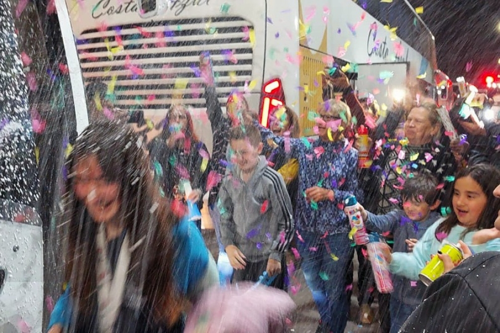 Hubo cotill&oacute;n para recibir a la comitiva que arrib&oacute; a la Plaza San Mart&iacute;n.