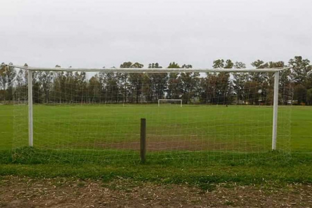 El amistoso de este s&aacute;bado se jugar&aacute; en el predio de Casares. 