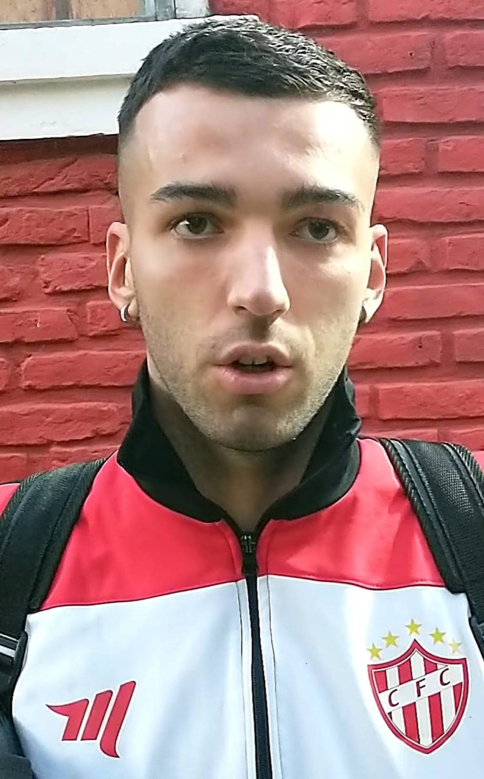 Guelfi viene teniendo aceptables actuaciones.