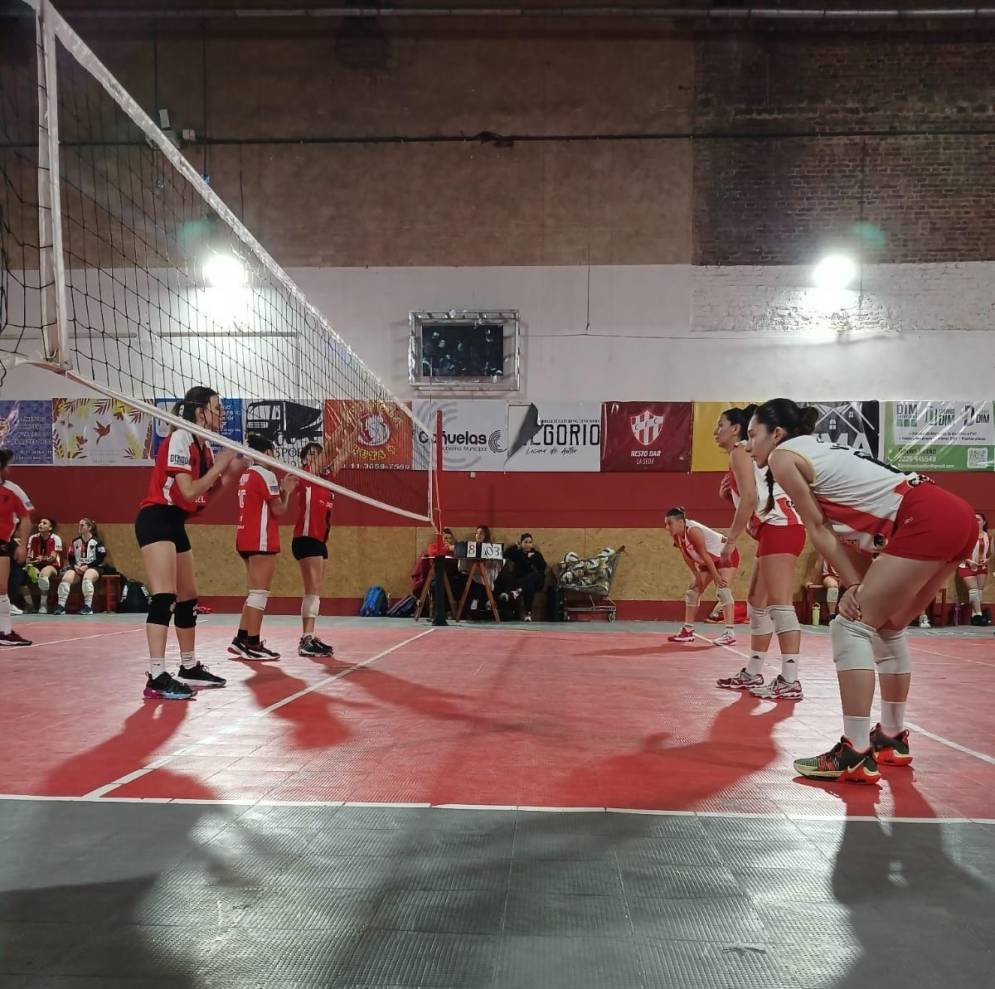 Ahora visitan a las "gallitas".