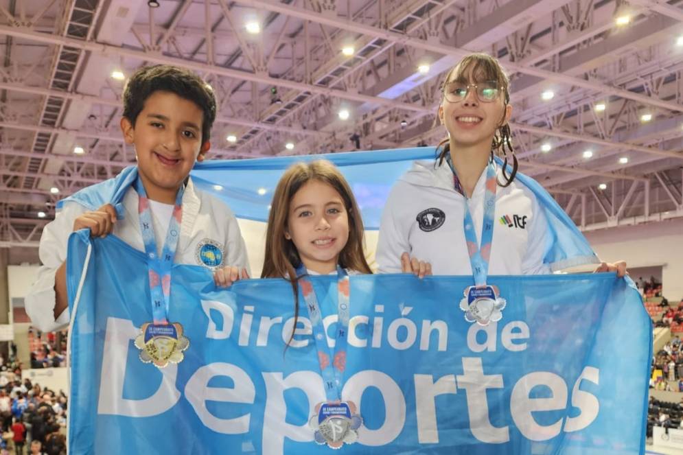 Joaqu&iacute;n, Francesca y Delfina.