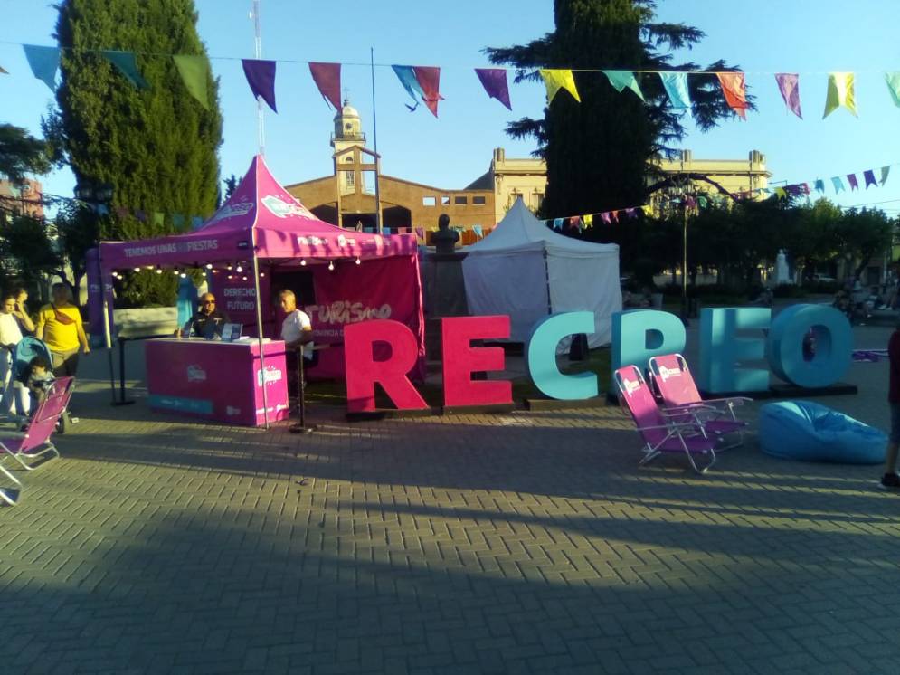 La iniciativa, que reuni&oacute; a varios j&oacute;venes, seguir&aacute; hasta el domingo.