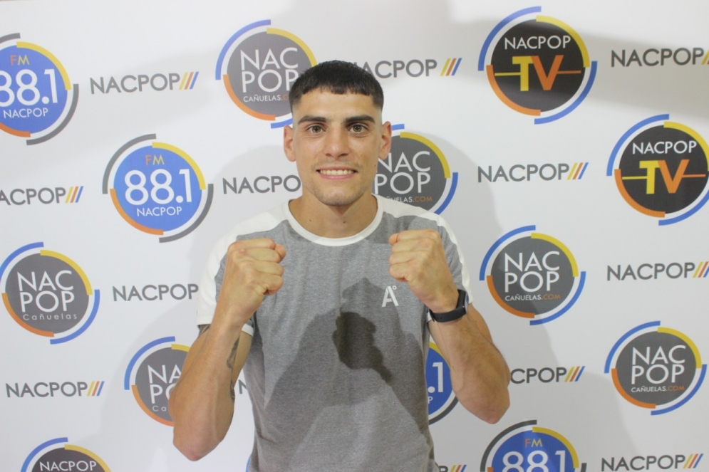 En las preliminares, que arrancan a las 21, Jes&uacute;s "Chechu" Daneff ir&aacute; ante Javier V&aacute;zquez Cabrera.