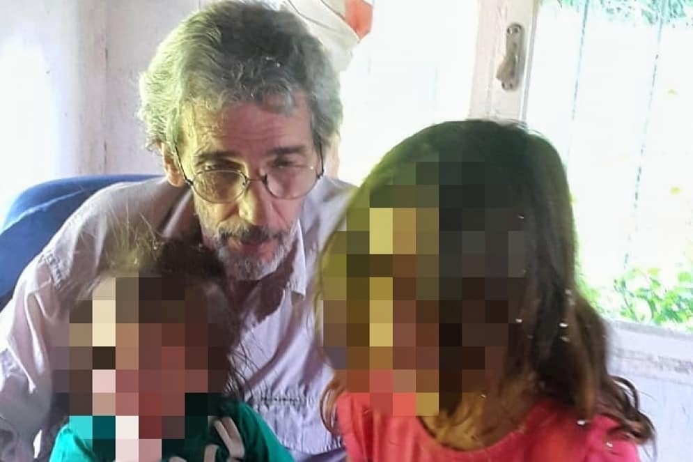 Eduardo celebrando el &uacute;ltimo cumplea&ntilde;os de Camila.