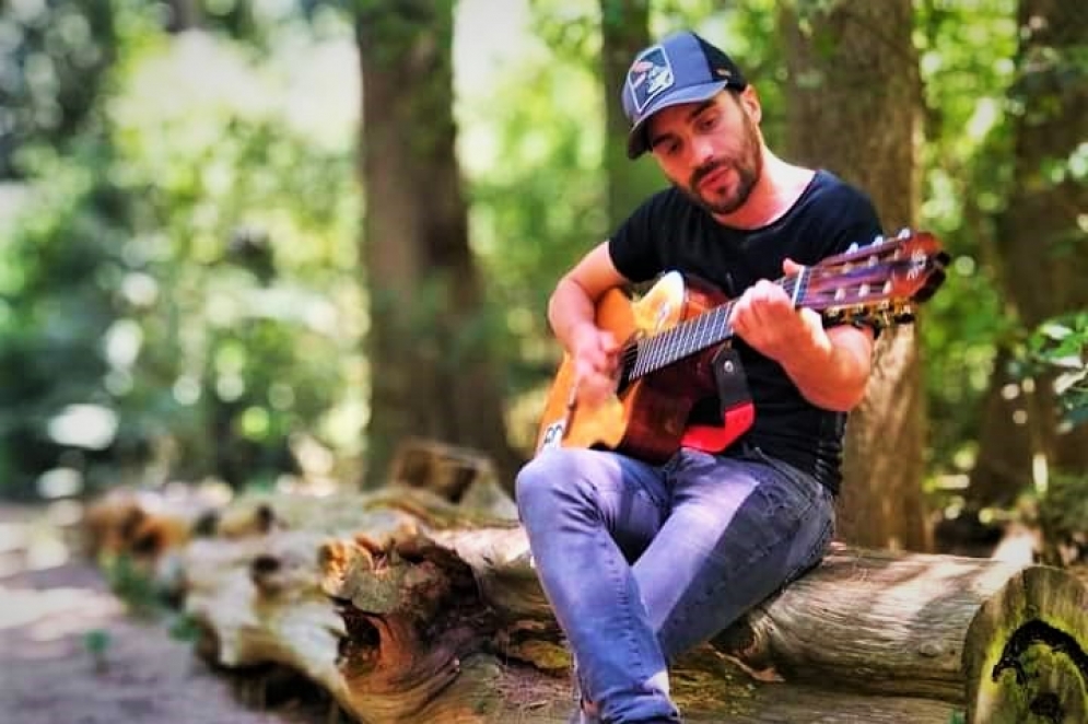 Emiliano Corbal&aacute;n tiene shows confirmados en C&oacute;rdoba para lo que resta de enero y febrero. 