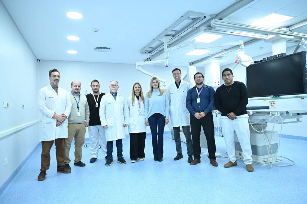 La intendenta junto a el director Ejecutivo, Dr. Diego Cerrudo, la directora M&eacute;dica Dra. Mar&iacute;a Laura Sirimarco, y el representante del Consejo de Administraci&oacute;n por la Naci&oacute;n, &Aacute;ngel Crovatto.