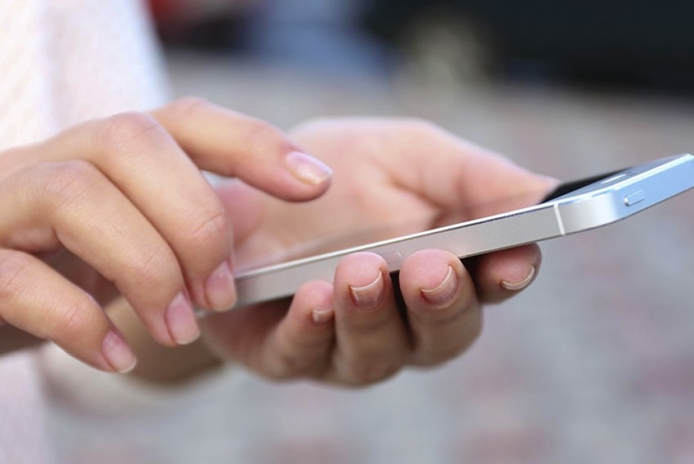 El costo m&aacute;ximo del SMS en l&iacute;neas prepagas ser&aacute; de 5 pesos.