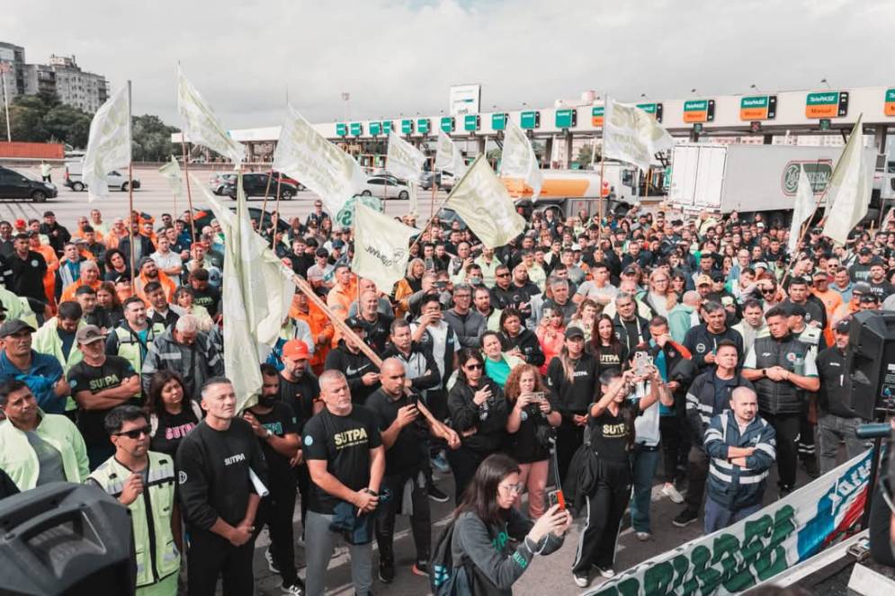 Desde nuestra ciudad se moviliz&oacute; un buen n&uacute;mero de trabajadores.