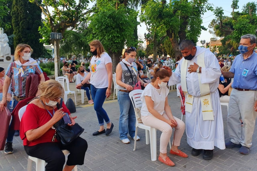 La organizaci&oacute;n hizo m&aacute;s amena una jornada de agobiante calor.