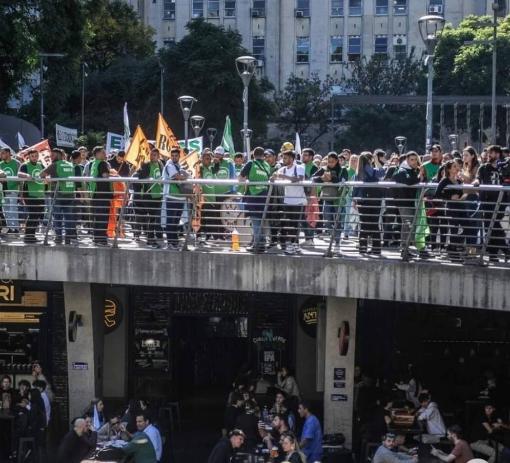 La tensi&oacute;n social crece d&iacute;a a&nbsp;d&iacute;a.