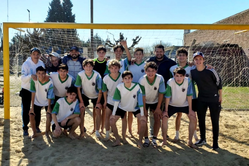 Los chicos de EFIC competir&aacute;n en F&uacute;tbol Playa. 
