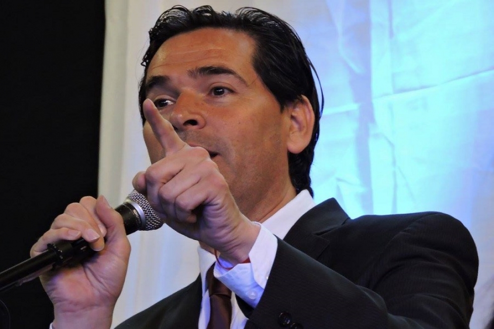 Alfredo Sim&oacute;n G&oacute;mez. 