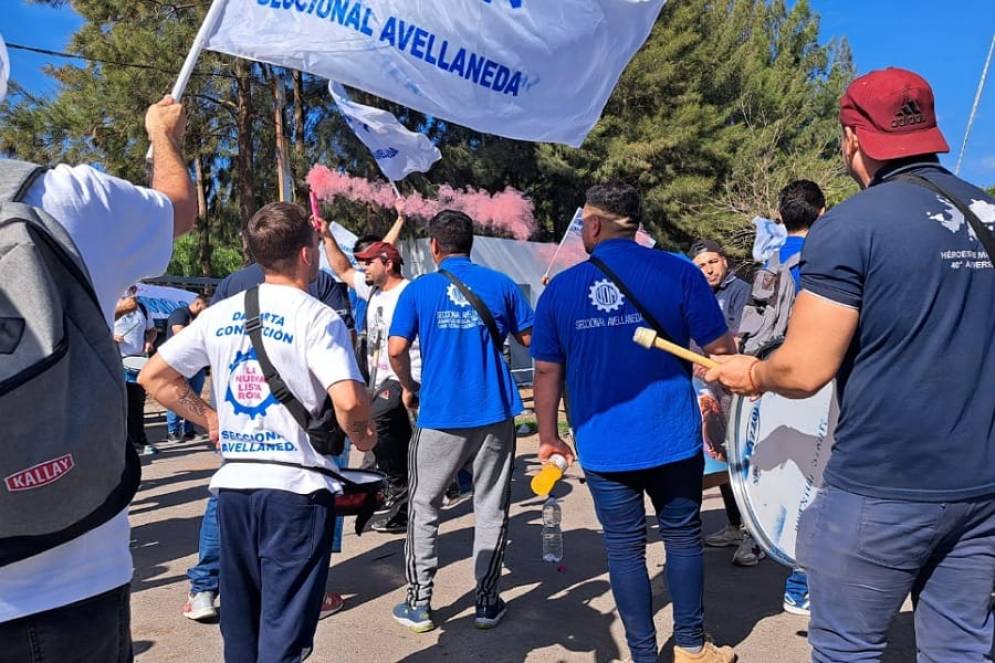 La protesta se extendi&oacute; hasta pasado el mediod&iacute;a.