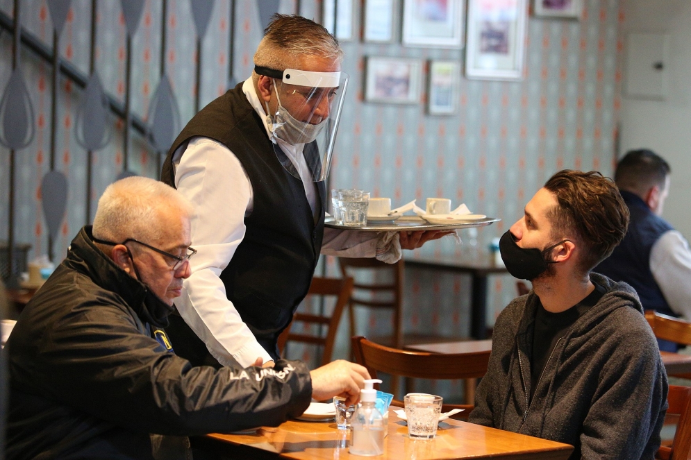 Los locales gastron&oacute;micos forman parte de los sectores cr&iacute;ticos.