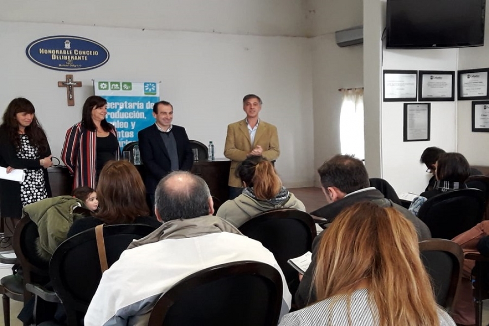 El encuentro fue realizado por la Secretar&iacute;a de Producci&oacute;n del Gobierno Municipal de Ca&ntilde;uelas.