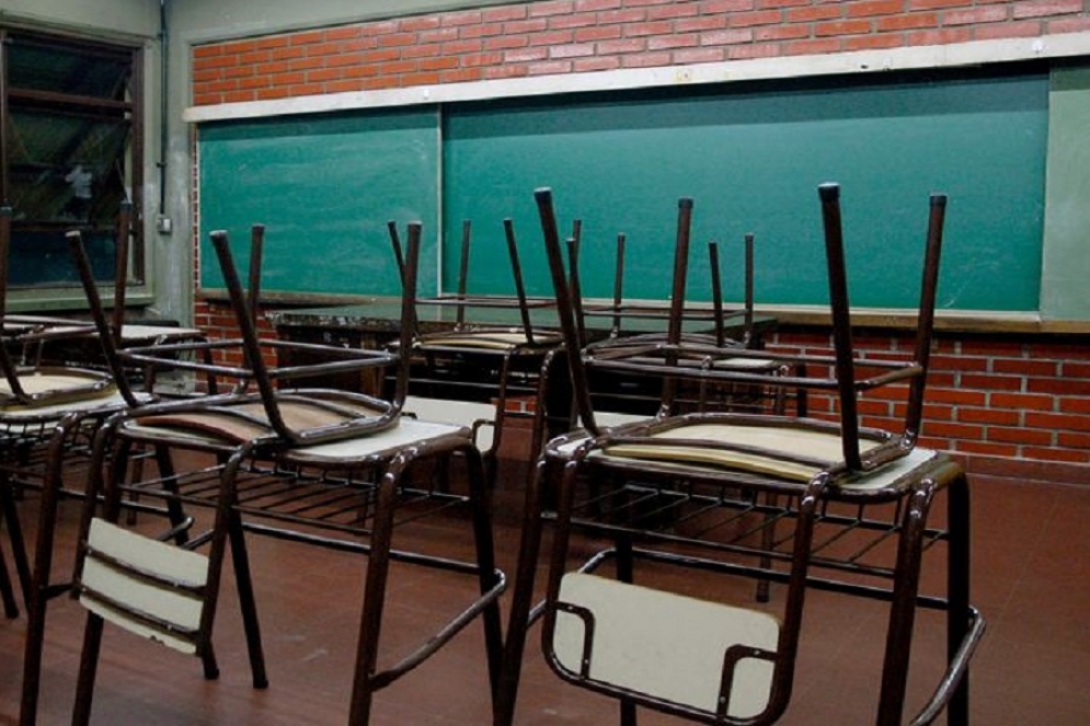 La semana arranca con un paro de maestros por 48hs