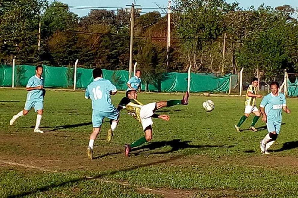 El "furg&oacute;n" gan&oacute; un partido muy importante por 3 a 0. 