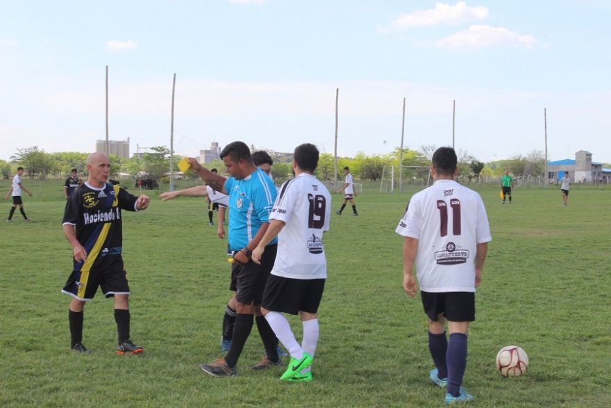 Im&aacute;genes y testimonios de la Liga Ca&ntilde;uelense