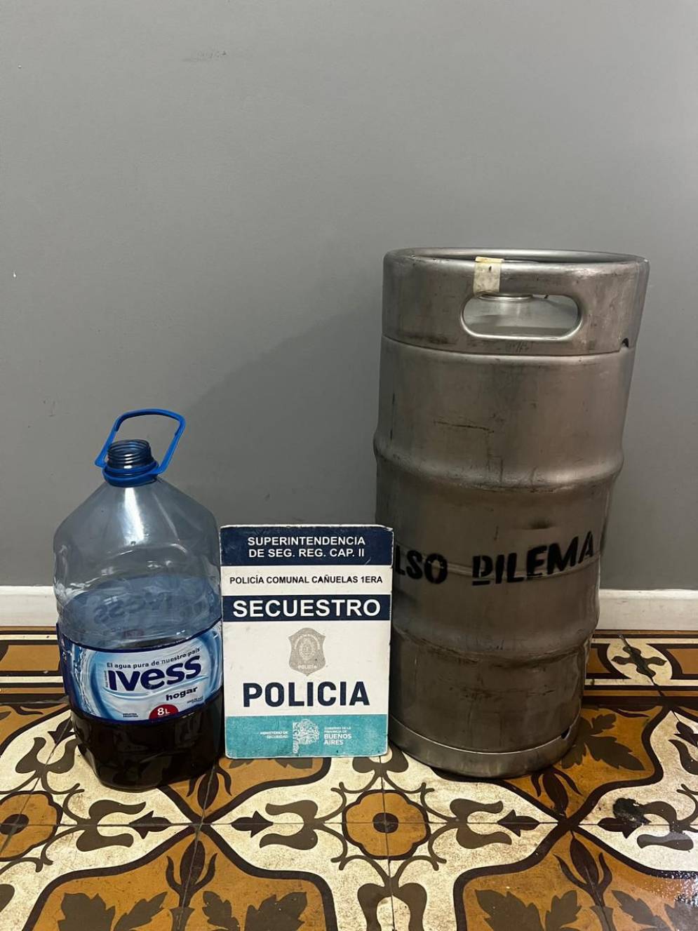 Lo sustraido del hist&oacute;rico bar.