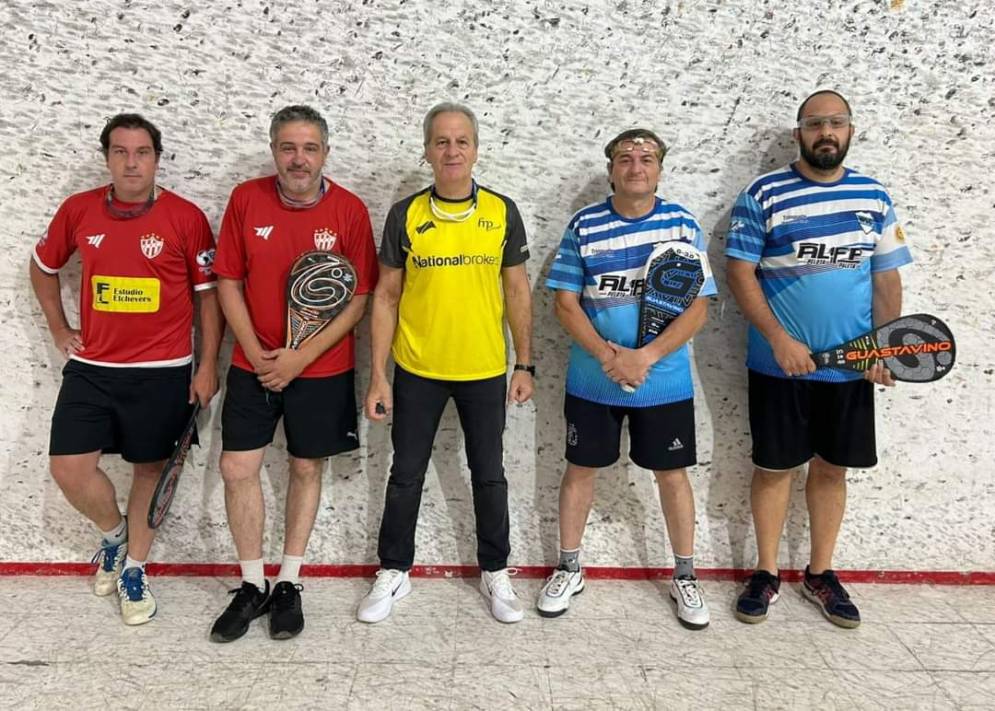 La yunta albirroja, sigue adelante.